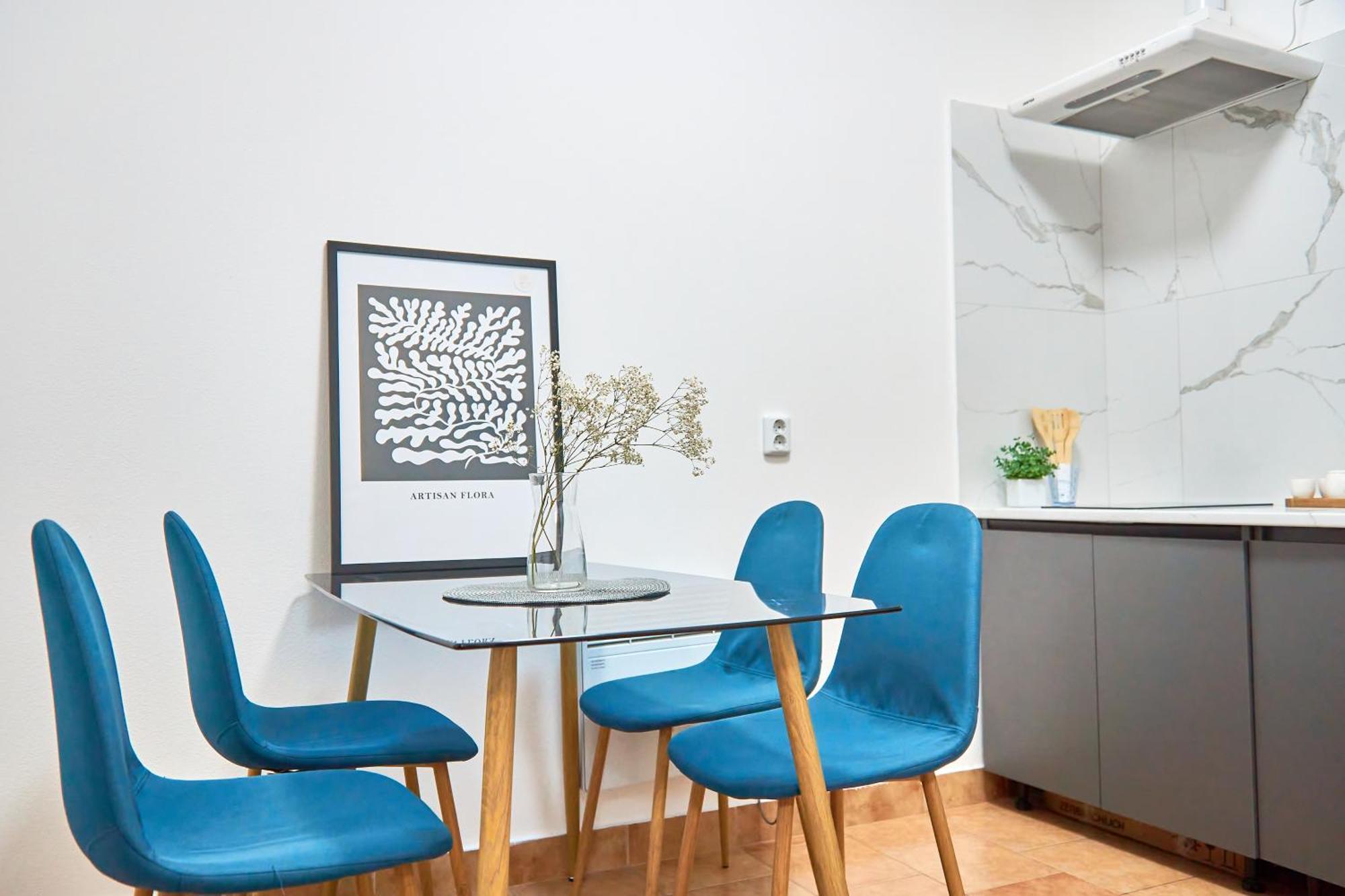 Elegant Lux Apartment In Central Square 穆卡切沃 外观 照片